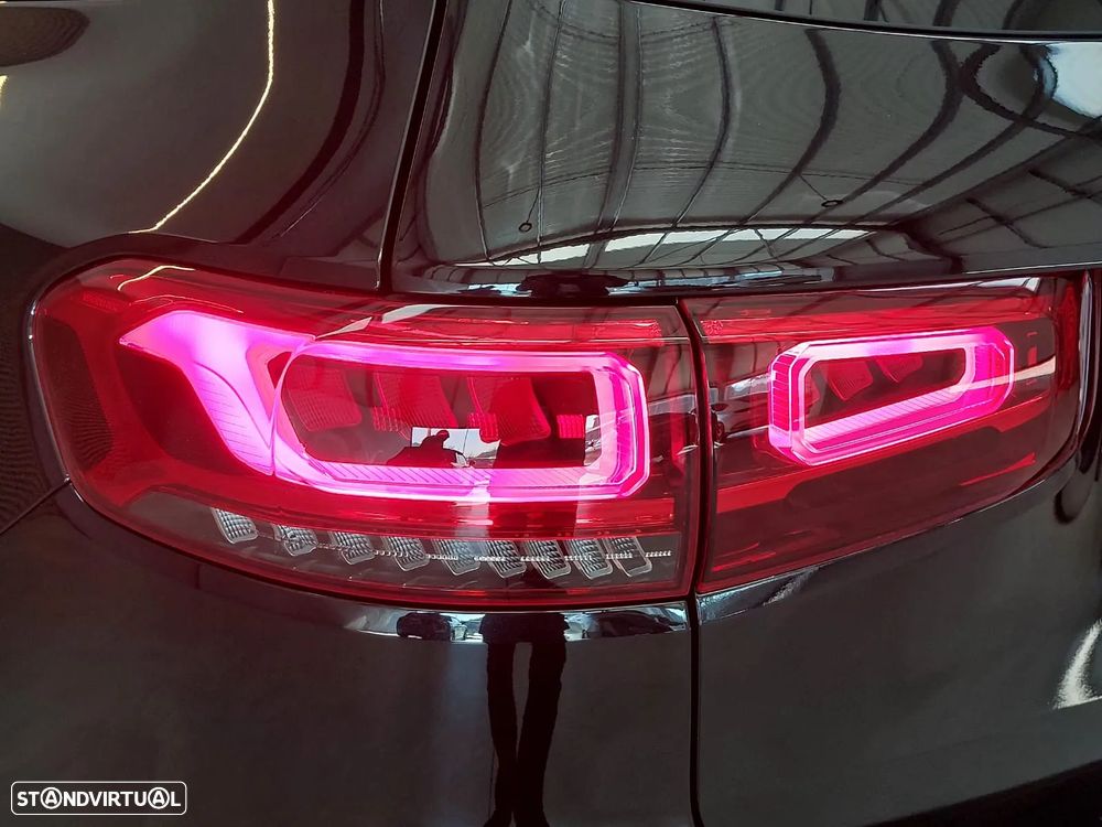 Mercedes-Benz GLB 180 d AMG Line - 13