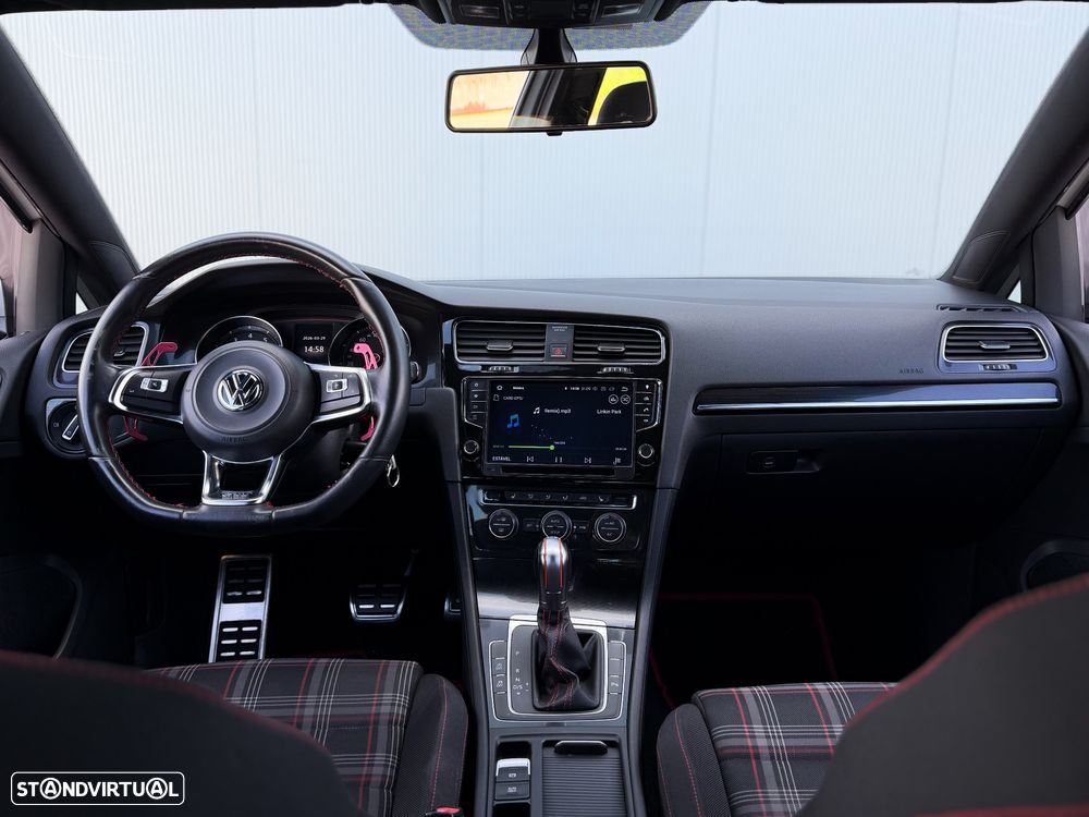 VW Golf GTI Performance BlueMotion DSG - 5