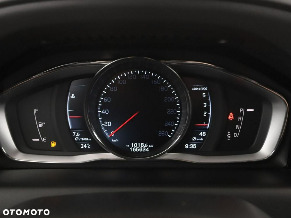 Volvo XC 60 - 23