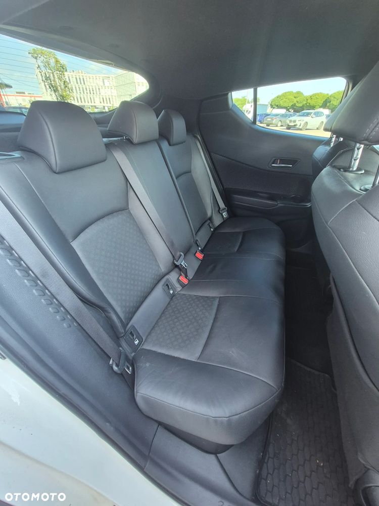 Toyota C-HR - 22