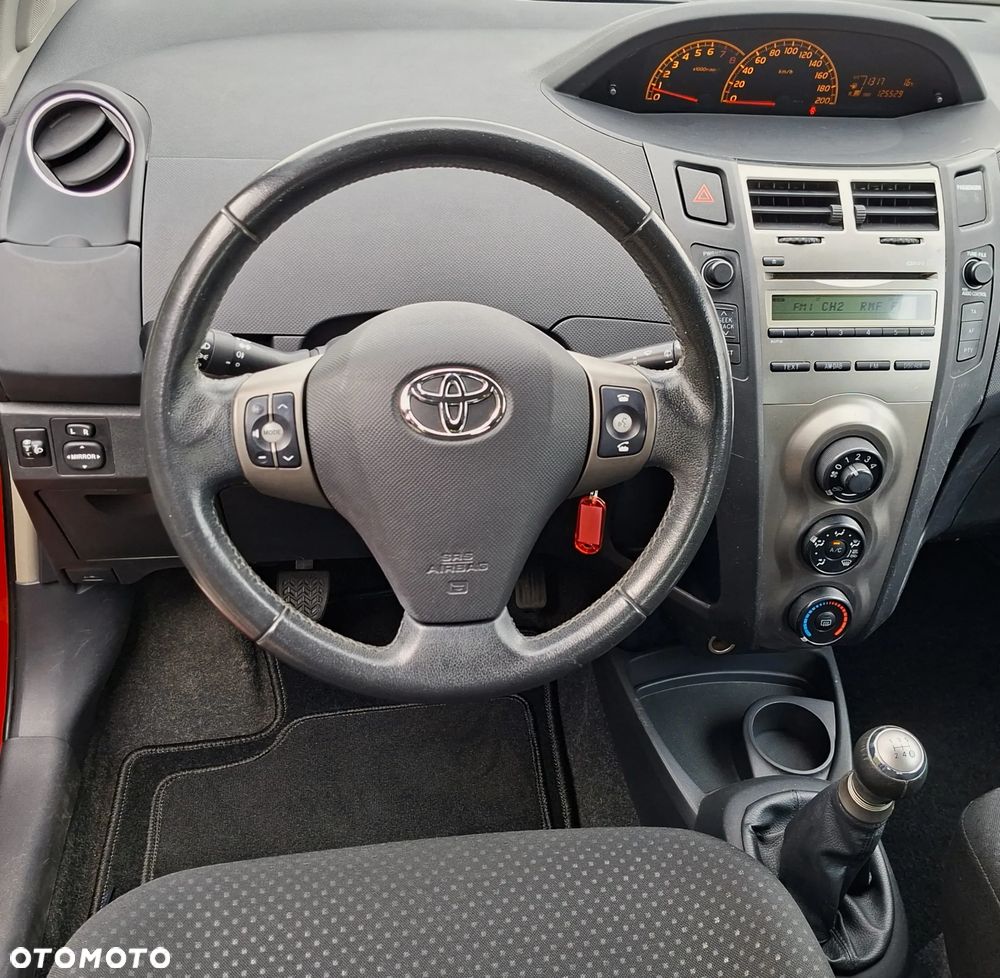 Toyota Yaris 1.0 VVT-i Sol - 6