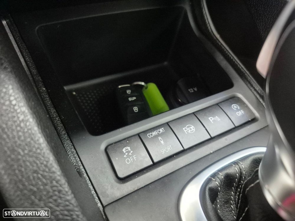 VW Scirocco 2.0 TDI Sport DSG - 19