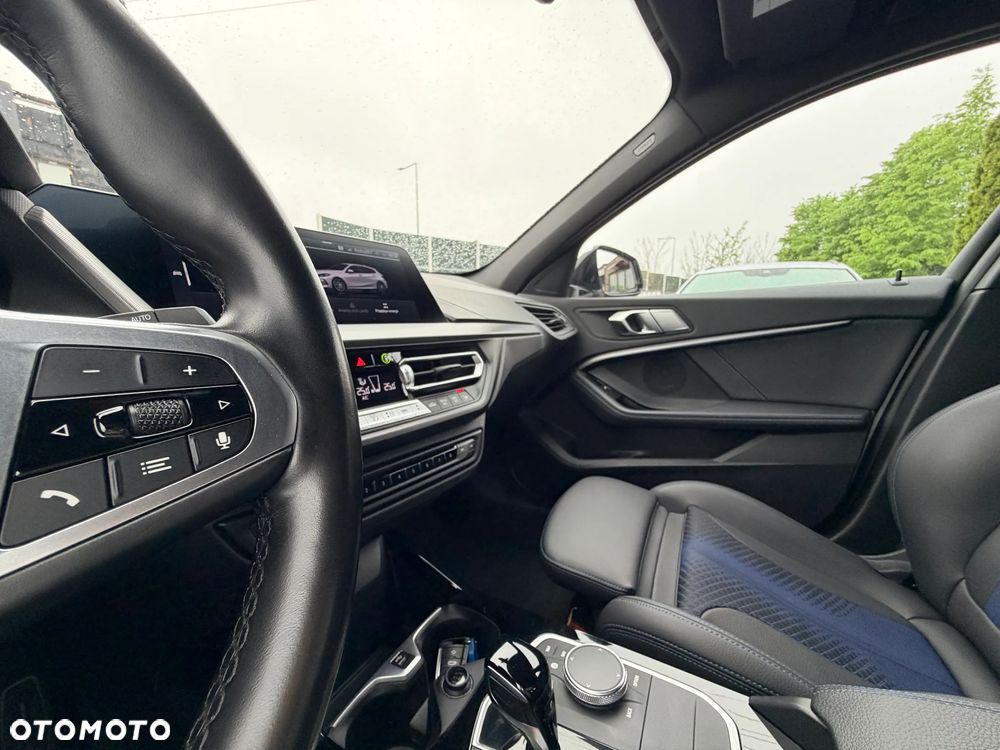 BMW Seria 1 120i M Sport - 33