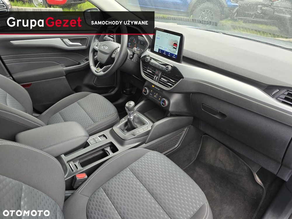 Ford Kuga - 27