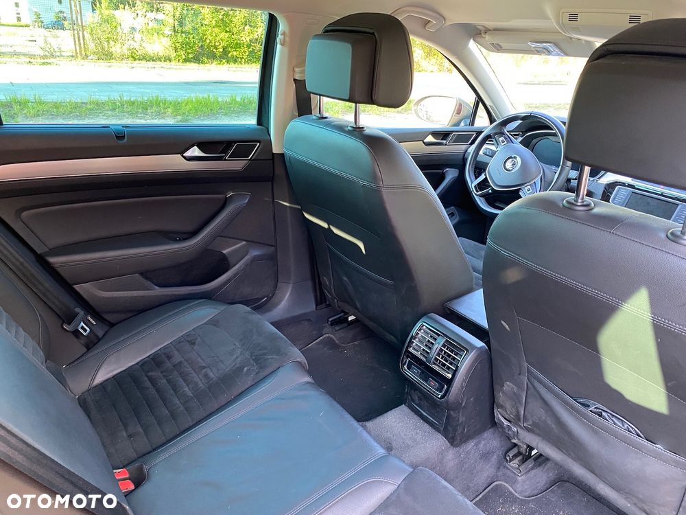 Volkswagen Passat 2.0 TDI BMT Highline DSG - 12