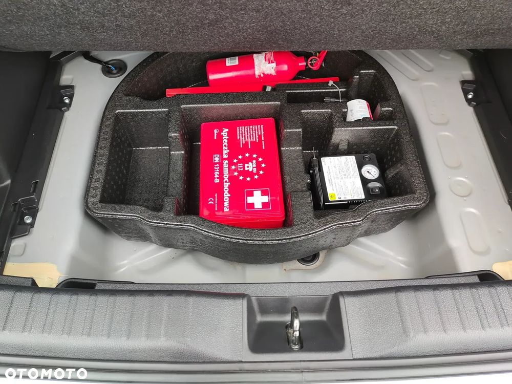 Toyota Yaris Cross Hybrid 1.5 Active - 29