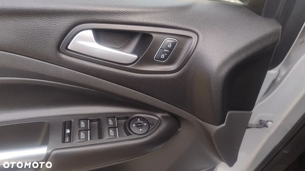 Ford Kuga 2.0 TDCi 4x4 Individual - 24