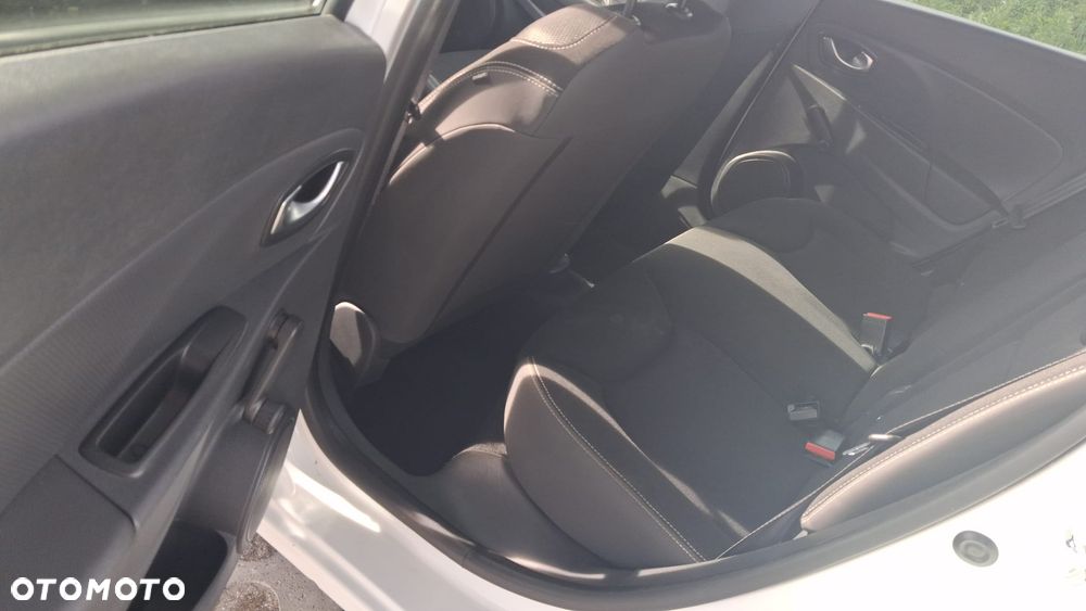 Renault Clio - 10