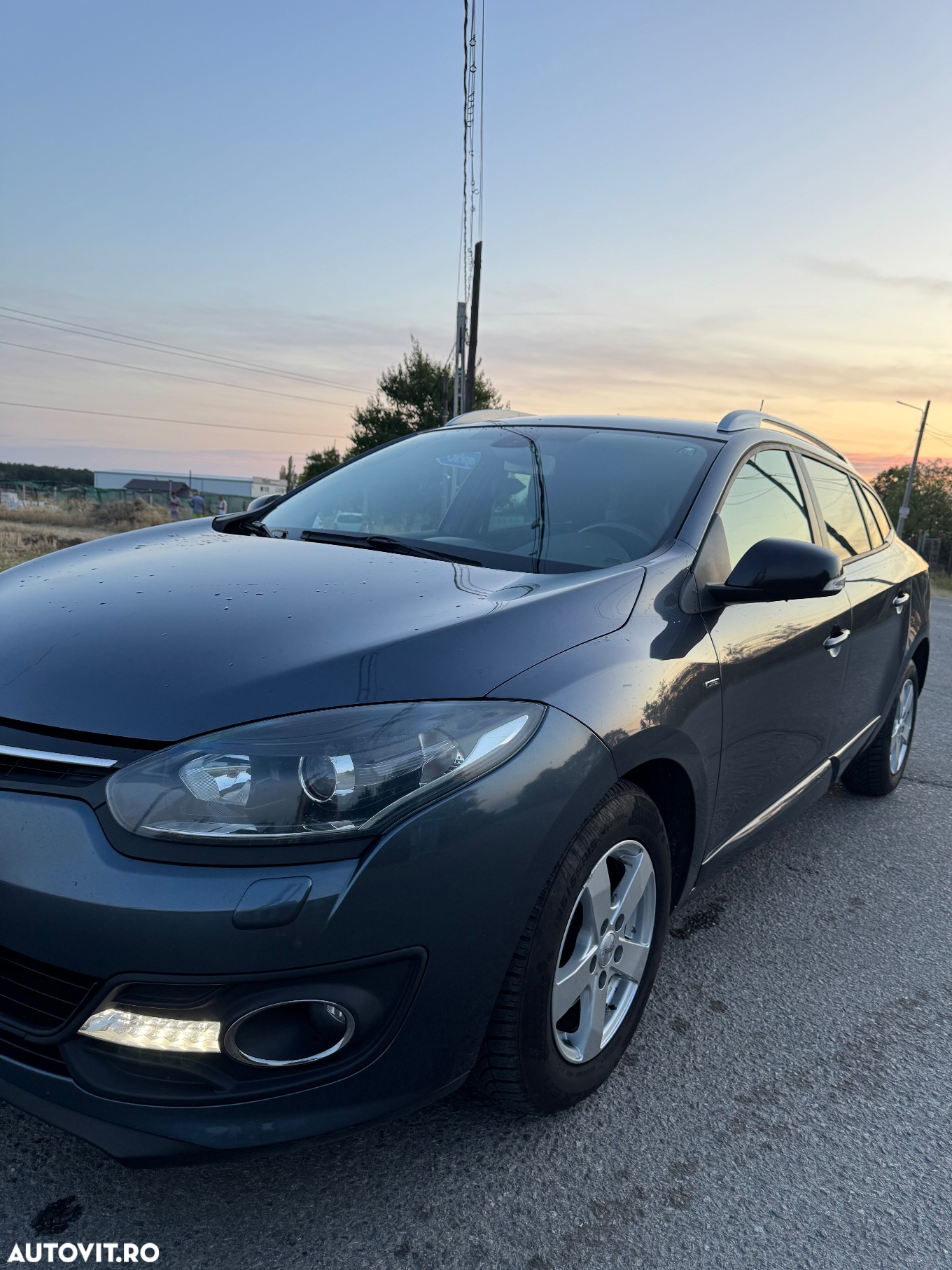 Renault Megane Grandtour ENERGY TCe 115 Start & Stopp Dynamique - 2