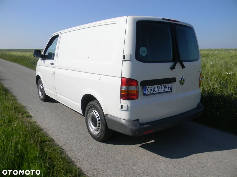 Volkswagen Transporter - 2
