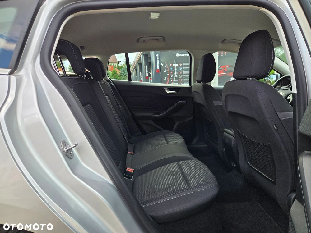Ford Focus 1.5 EcoBlue STart-Stopp-System TITANIUM - 9