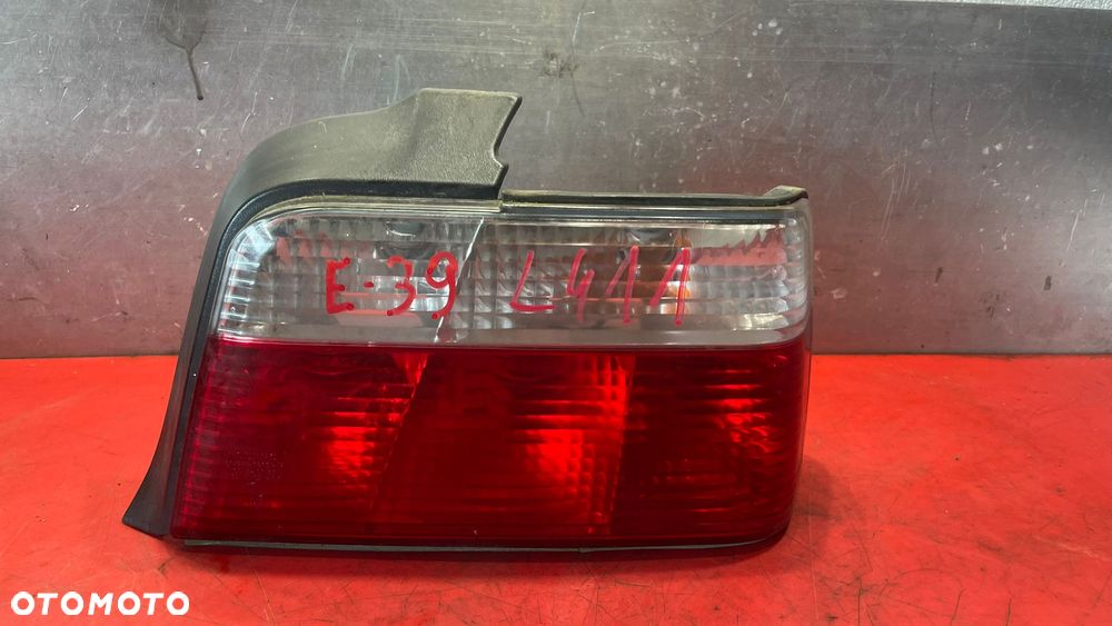 BMW 3 E36 SEDAN LAMPA TYŁ PRAWA TYLNA - 4