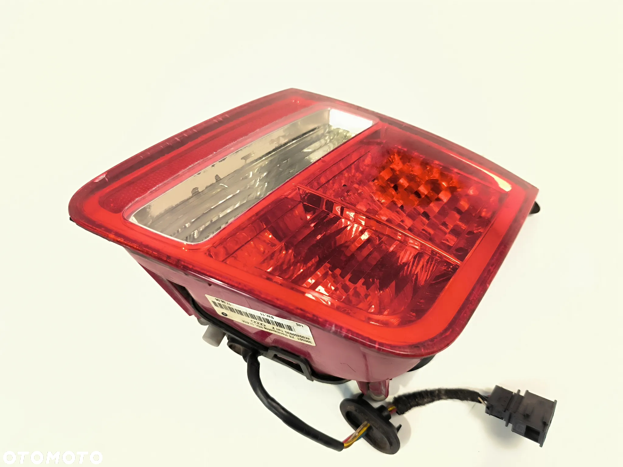 Lampa lewa tył w klapę Audi A8 d3 przed lift 4e0945093g - 9