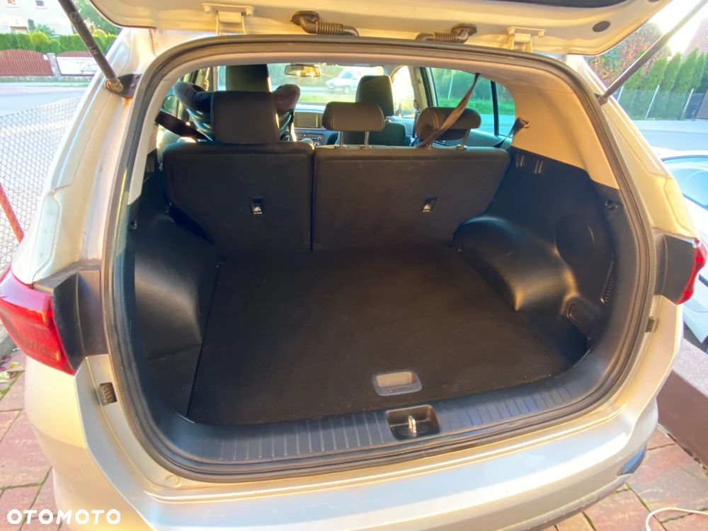 Kia Sportage 1.6 GDI L 2WD - 12