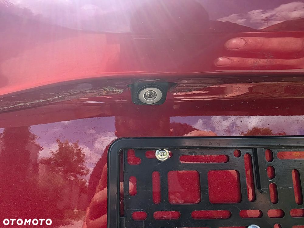 Mitsubishi Outlander - 11