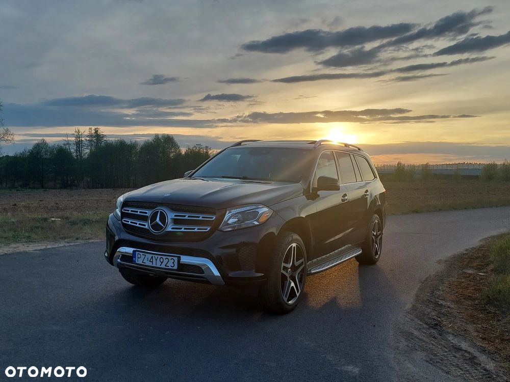 Mercedes-Benz GLS - 2