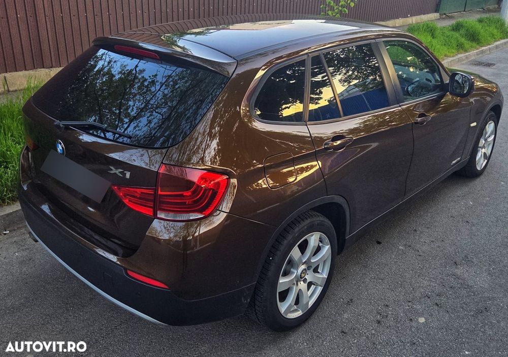 BMW X1 sDrive18d Aut. - 5