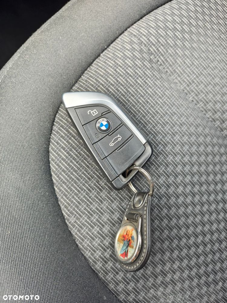 BMW Seria 2 216d - 13