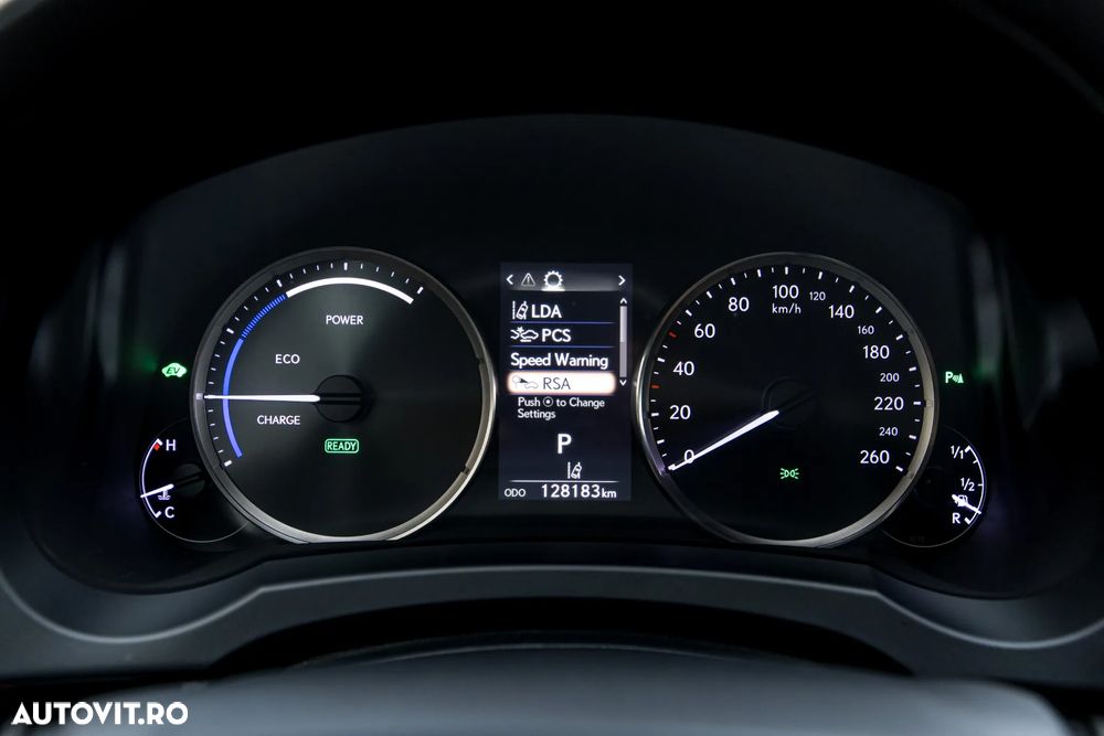 Lexus Seria IS 300h Luxury Line - 11