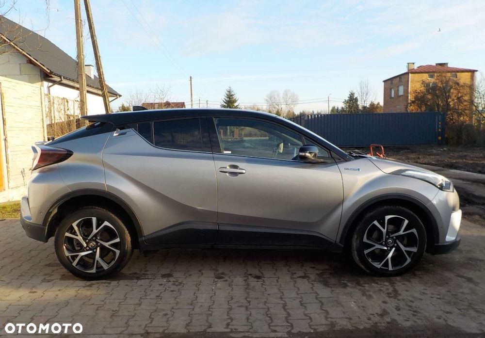 Toyota C-HR - 16