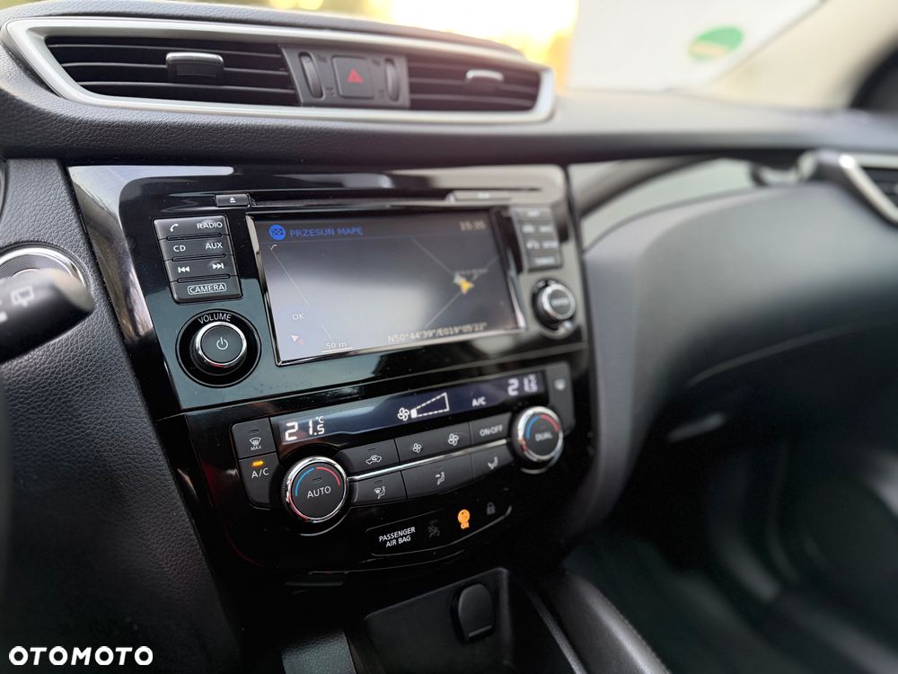 Nissan Qashqai 1.6 DIG-T Tekna - 19