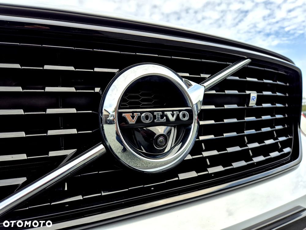 Volvo XC 40 T3 R-Design - 12