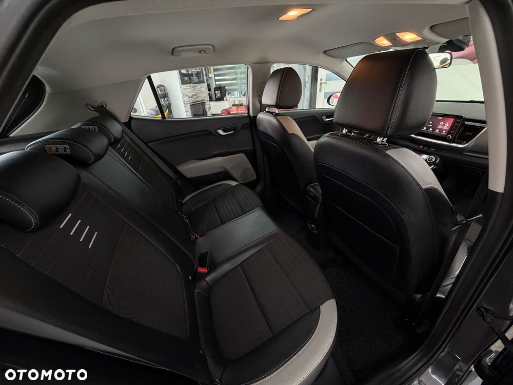 Kia Stonic 1.0 T-GDI L - 6