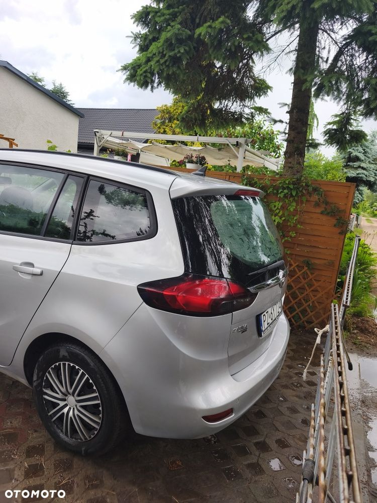 Opel Zafira - 3