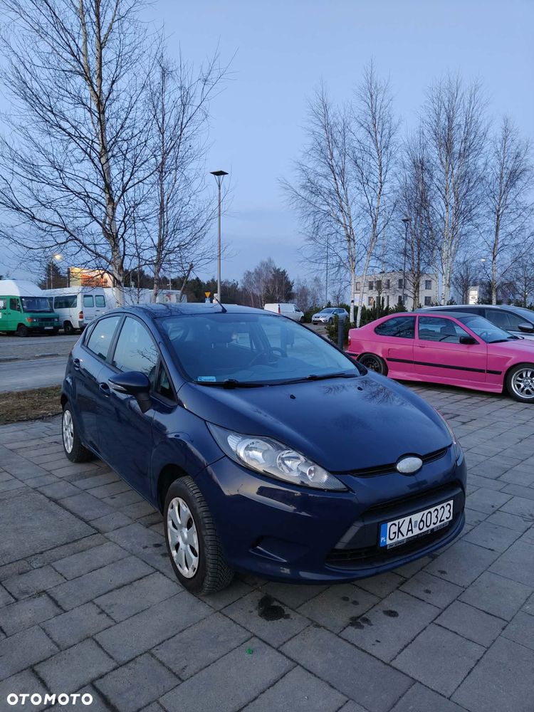 Ford Fiesta - 2