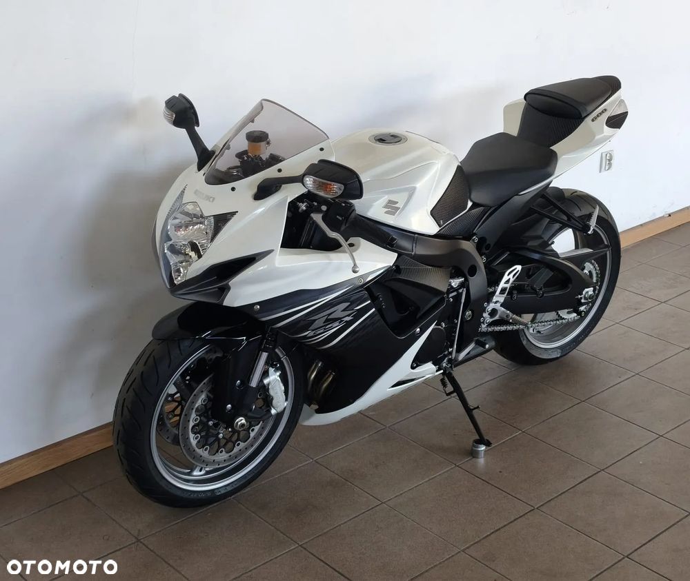 Suzuki GSX-R - 8