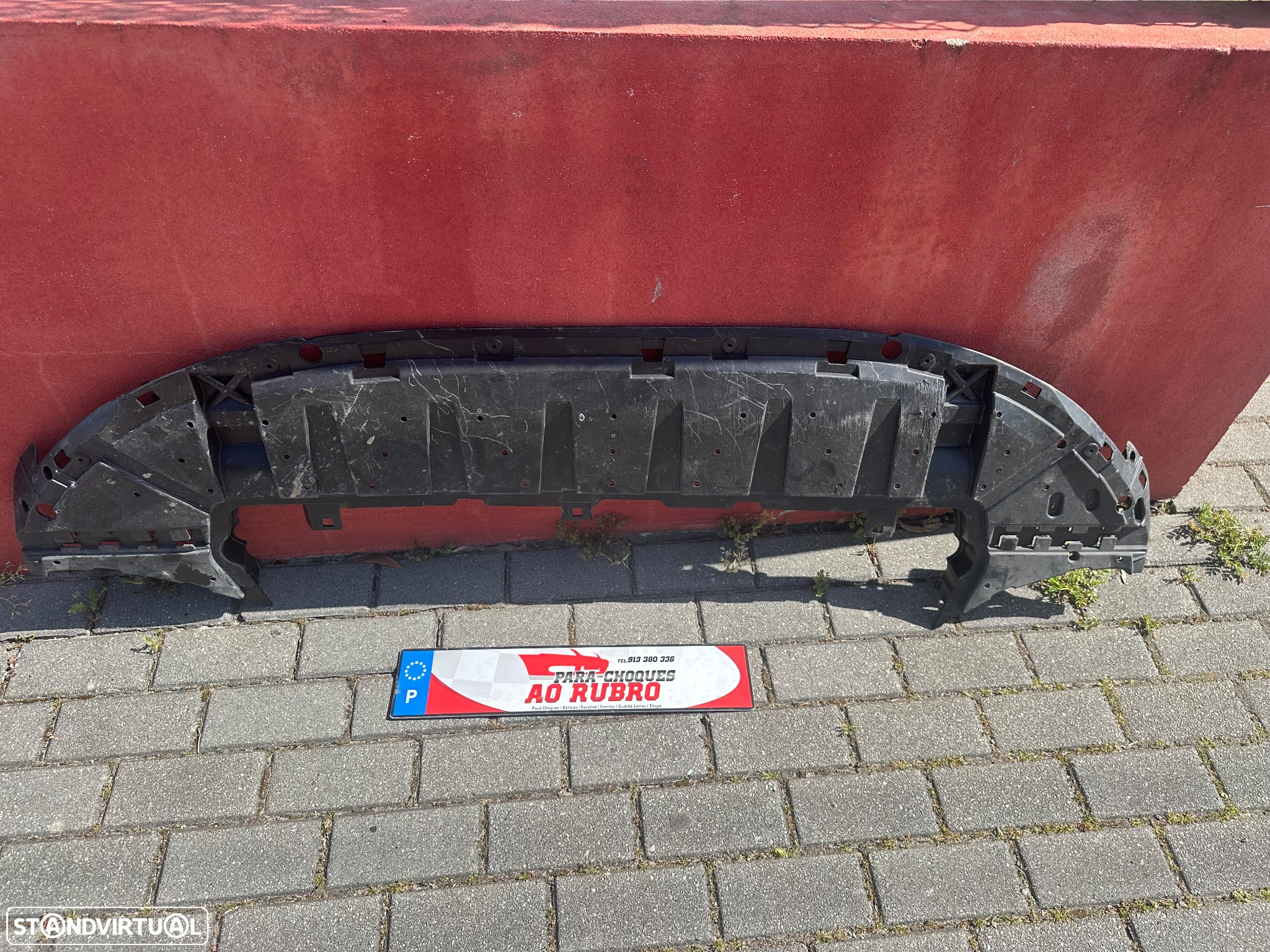Base inferior parachoque volvo v60 2019 - 2