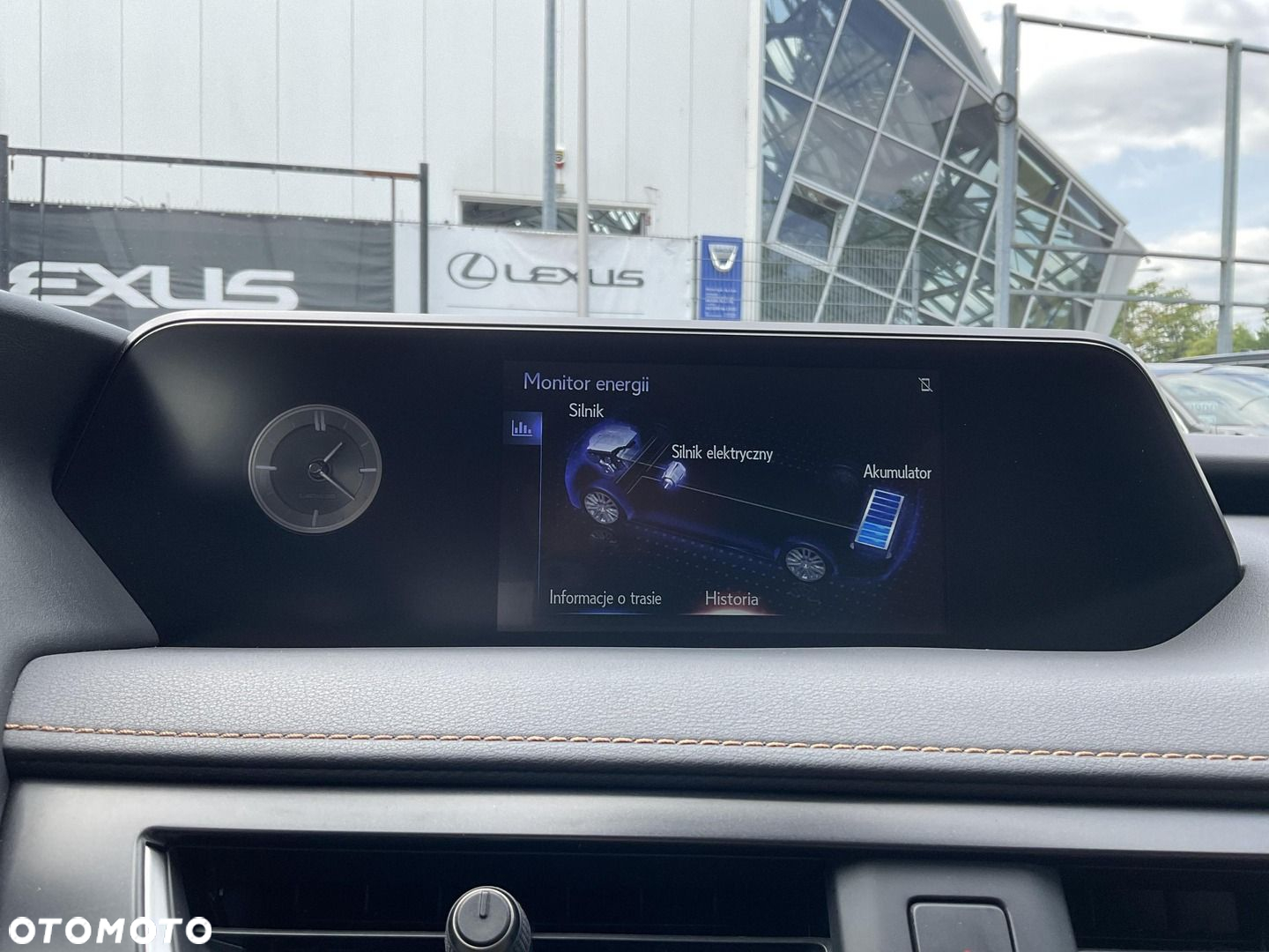 Lexus UX - 28