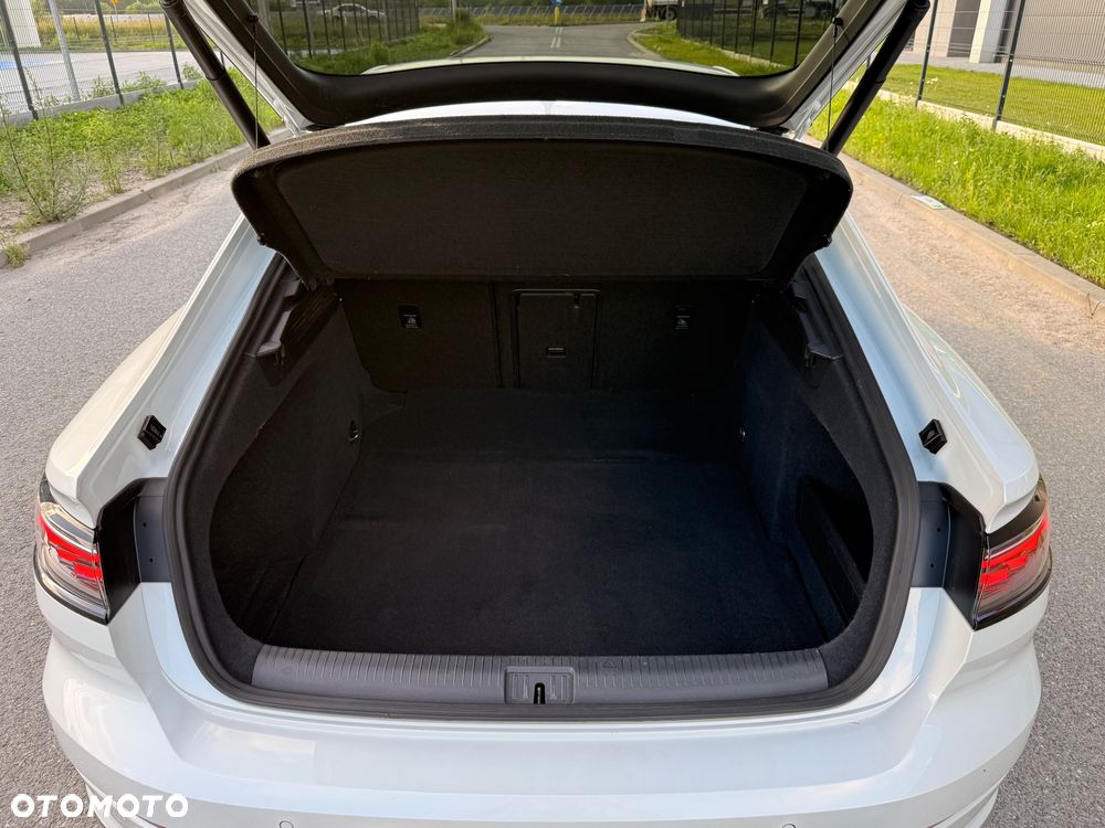 Volkswagen Arteon 2.0 TDI SCR R-Line - 35