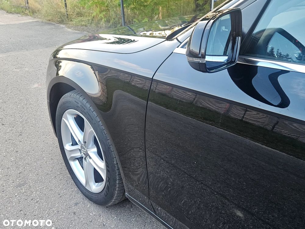 Audi A4 Avant 2.0 TDI - 19
