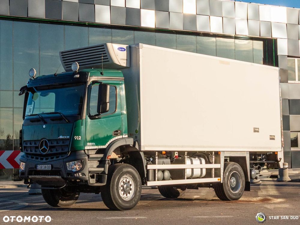 Mercedes-Benz AROCS 1830 4x4 chłodnia kamper - 6