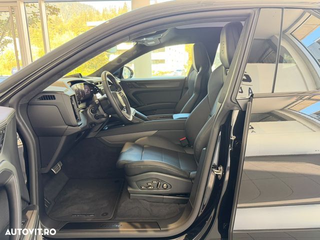Porsche Cayenne - 11