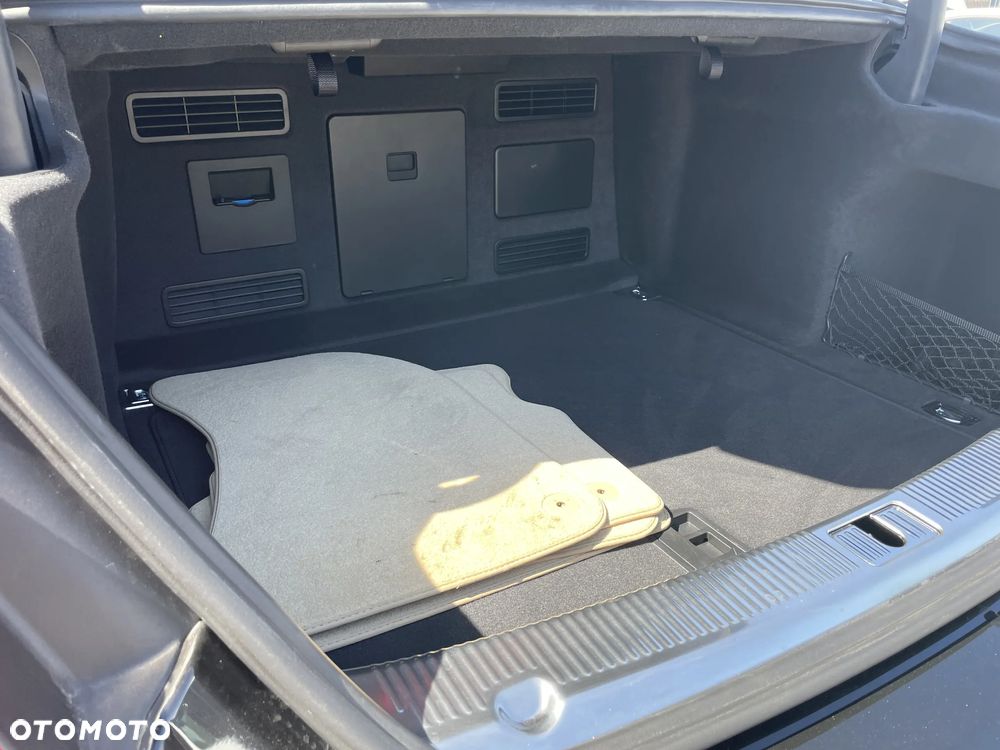 Audi A8 4.2 FSI L Quattro - 28