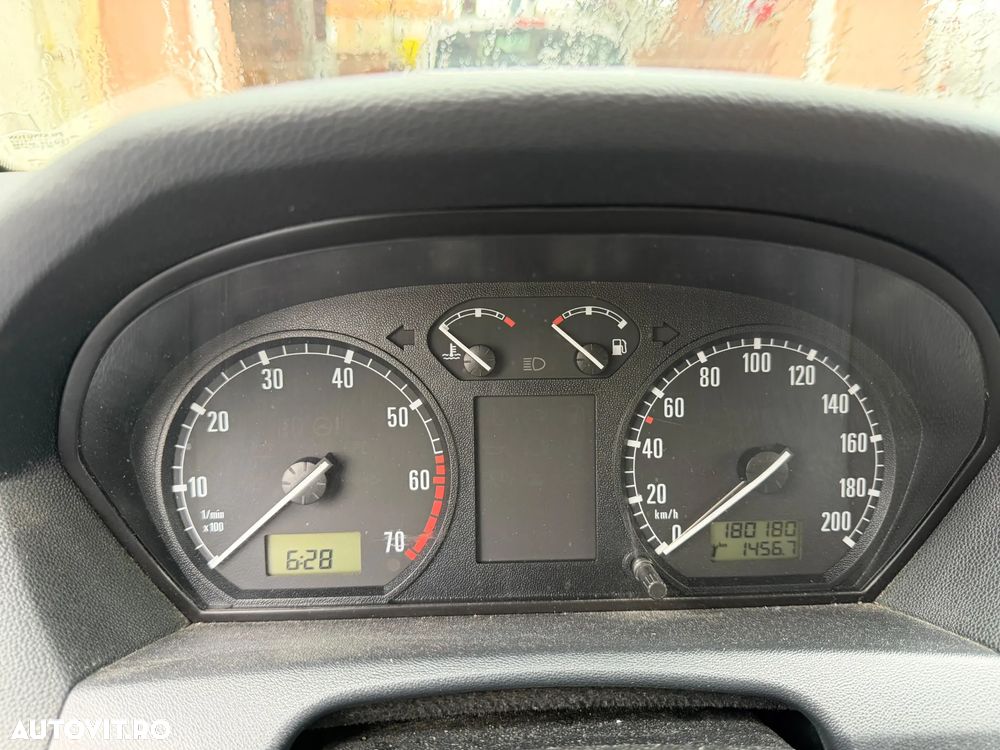 Skoda Fabia 1.2 HTP Combi Comfort - 6