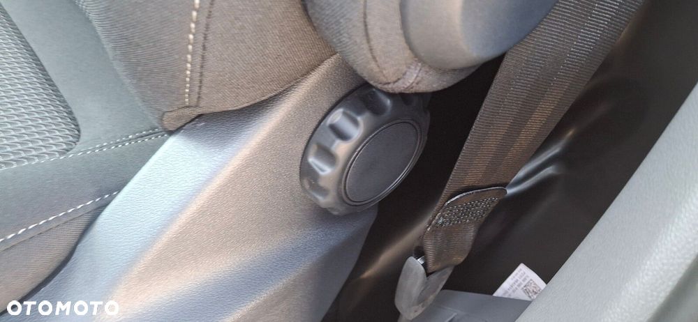 Volkswagen Transporter - 25