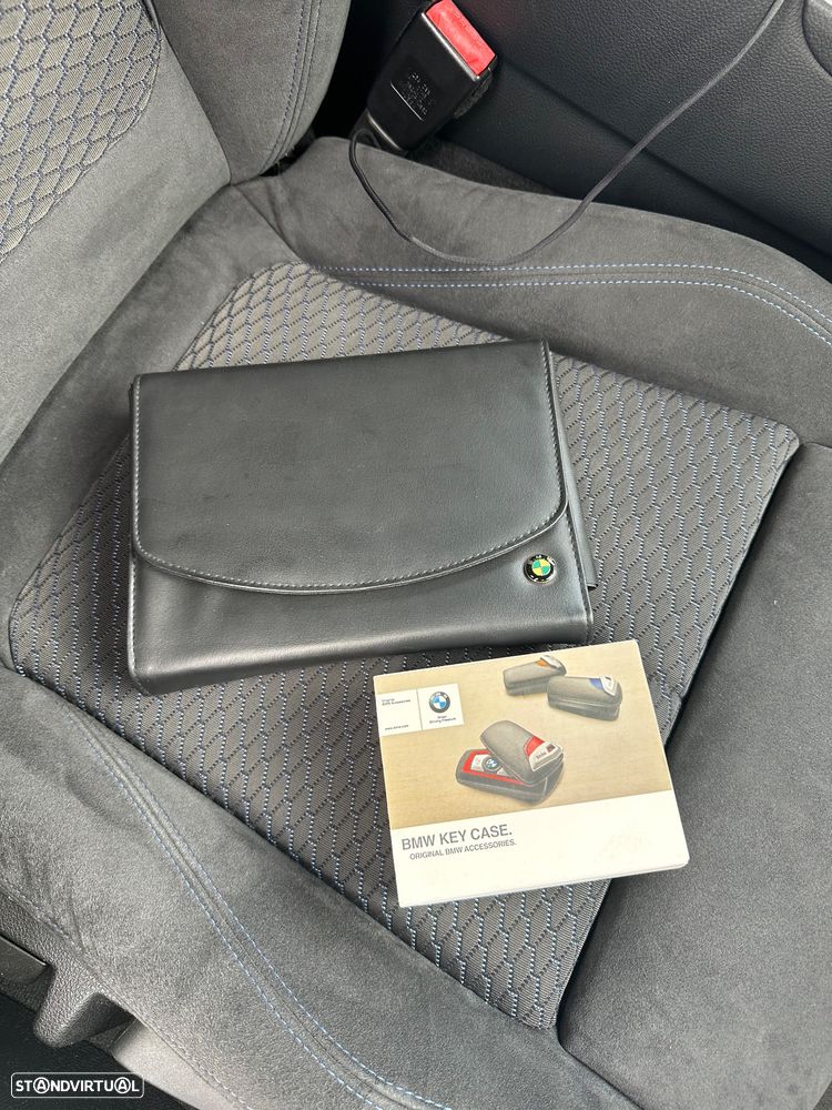 BMW 320 d Auto Pack M - 16