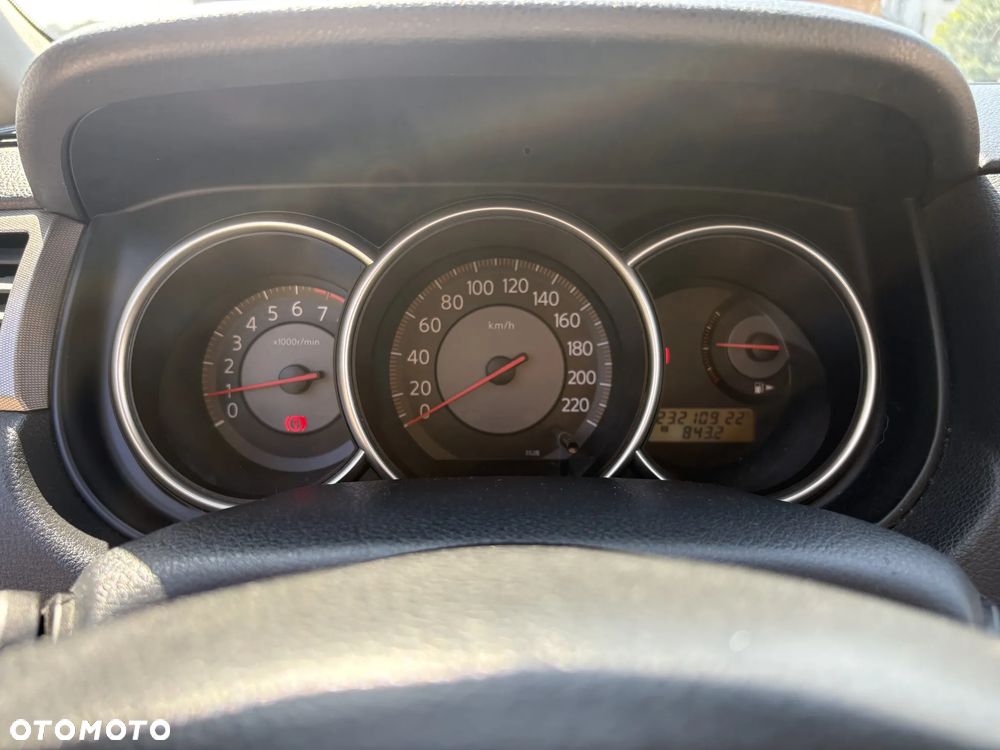 Nissan Tiida 1.6 Acenta - 6