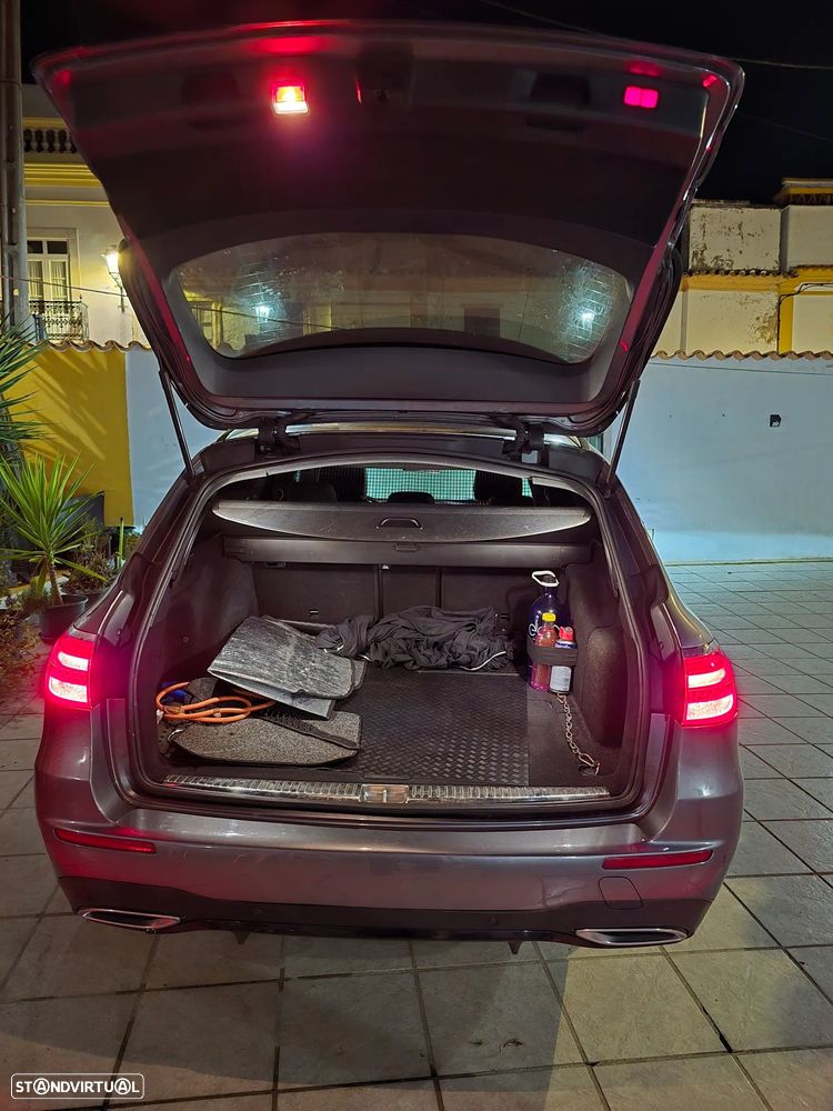 Mercedes-Benz E 350 d AMG designo - 10