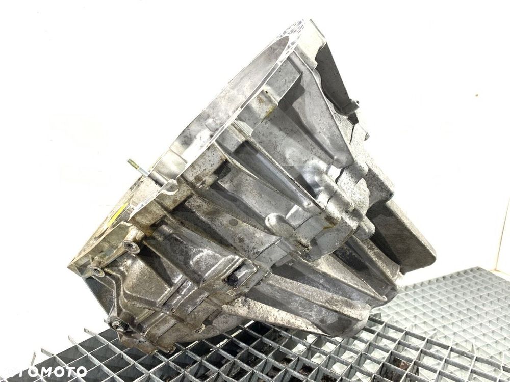 SKRZYNIA BIEGÓW  SUZUKI SX4 S-CROSS (JY) 2013 - 2022 1.4 Hybrid (Mild Hybrid) (AKK 414) 95 kW [129 - 6