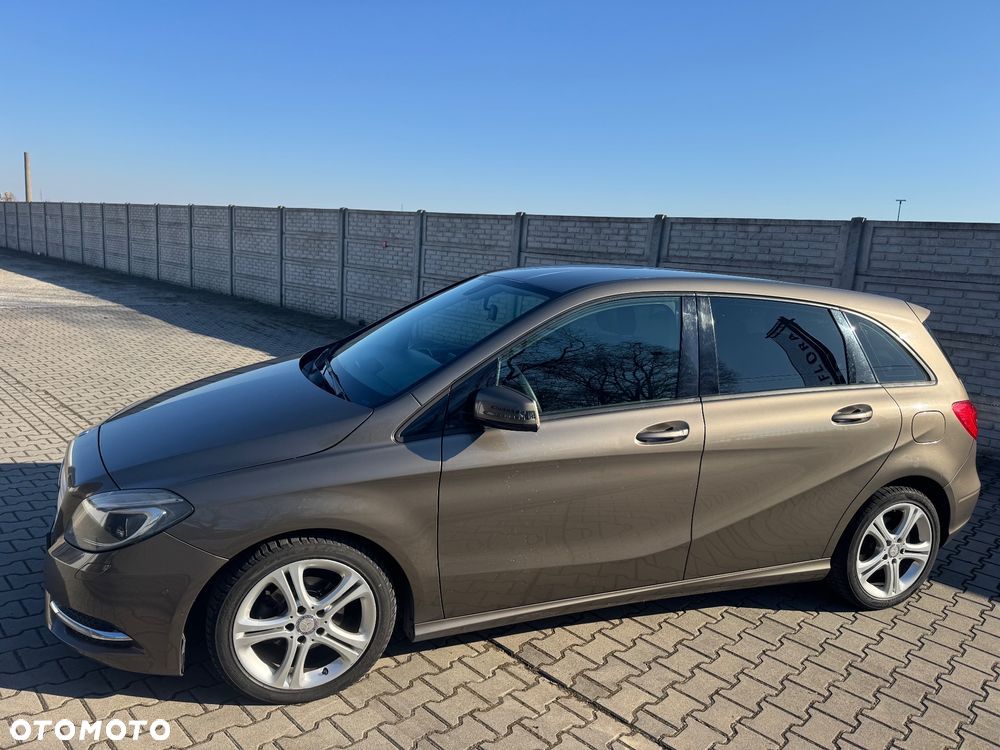 Mercedes-Benz Klasa B - 1