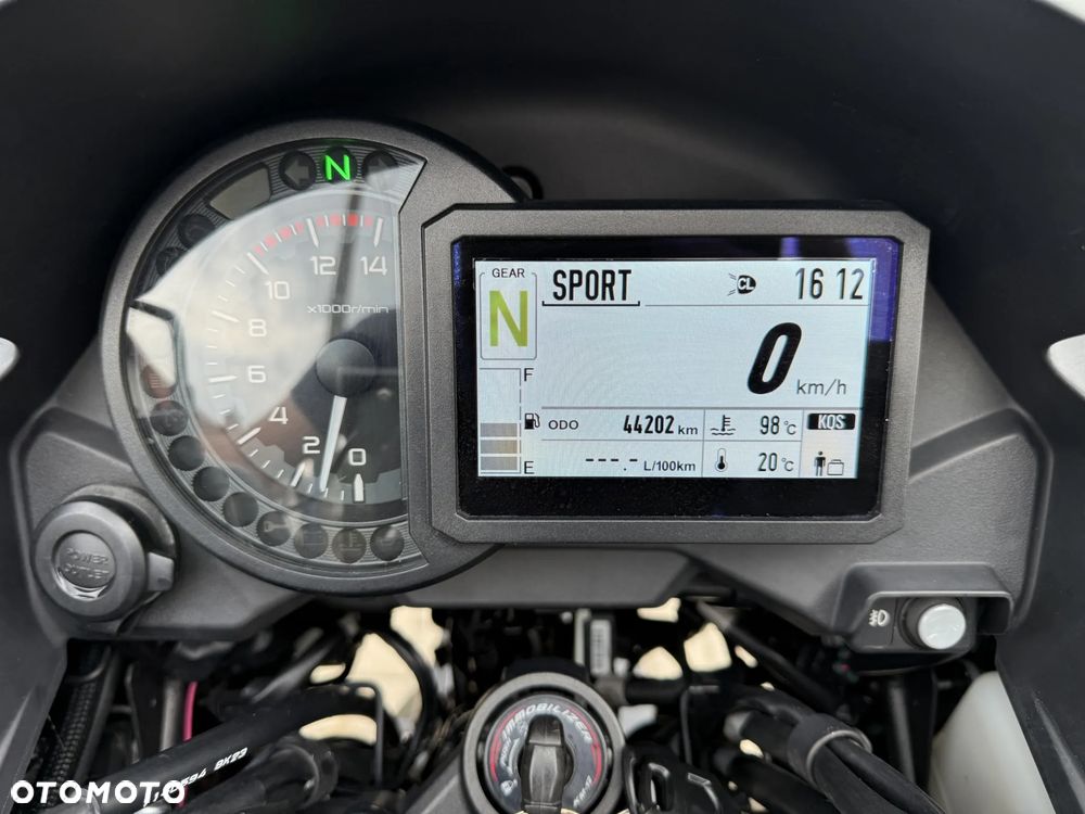 Kawasaki Versys 1000 - 16
