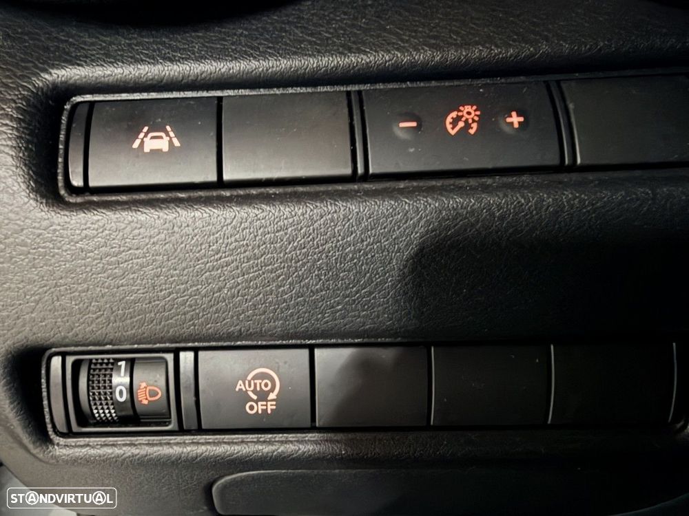 Nissan Juke 1.0 DIG-T N-Connecta NAV. DCT - 19