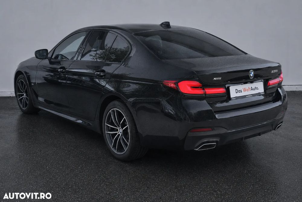 BMW Seria 5 530i xDrive AT MHEV - 5