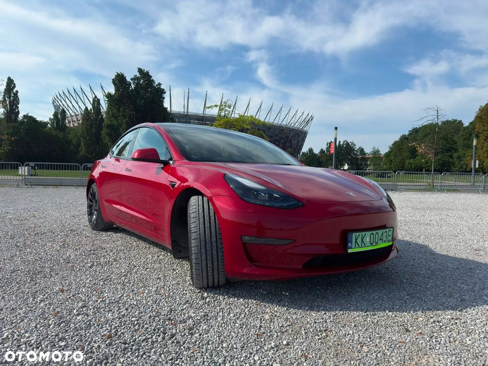 Tesla Model 3 - 5