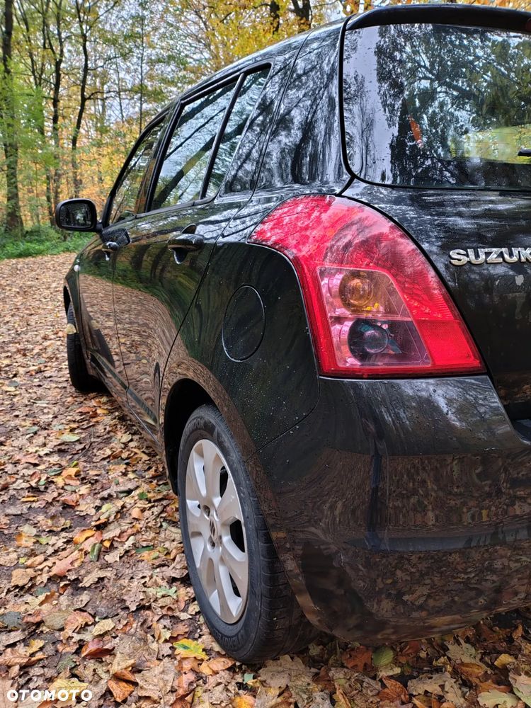 Suzuki Swift 1.3 DDiS GLX / Comfort - 6