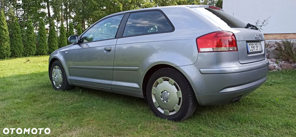 Audi A3 2.0 TDI Attraction - 5